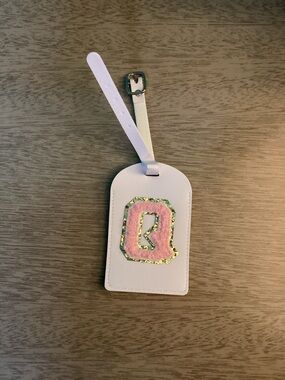 Q Initial Luggage Tag New